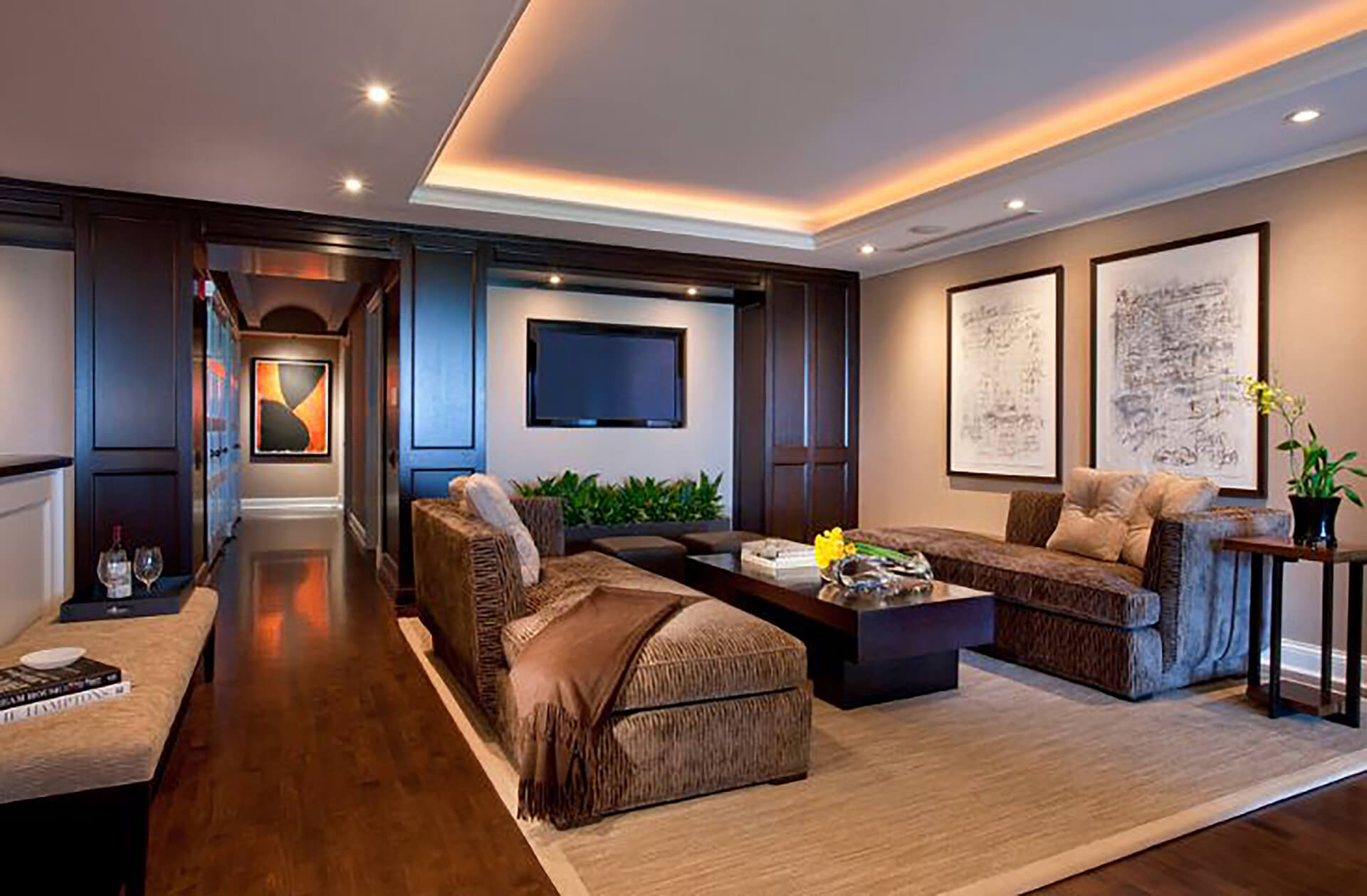 living_room_design_with_led_lighting_system_1597474065_1604136038
