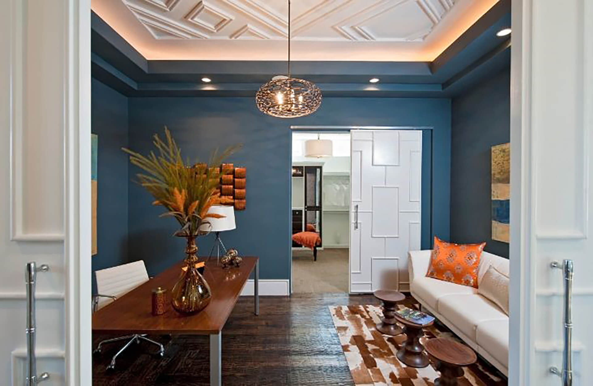 office_led_lights_on_the_ceiling_1597474400_1604136039