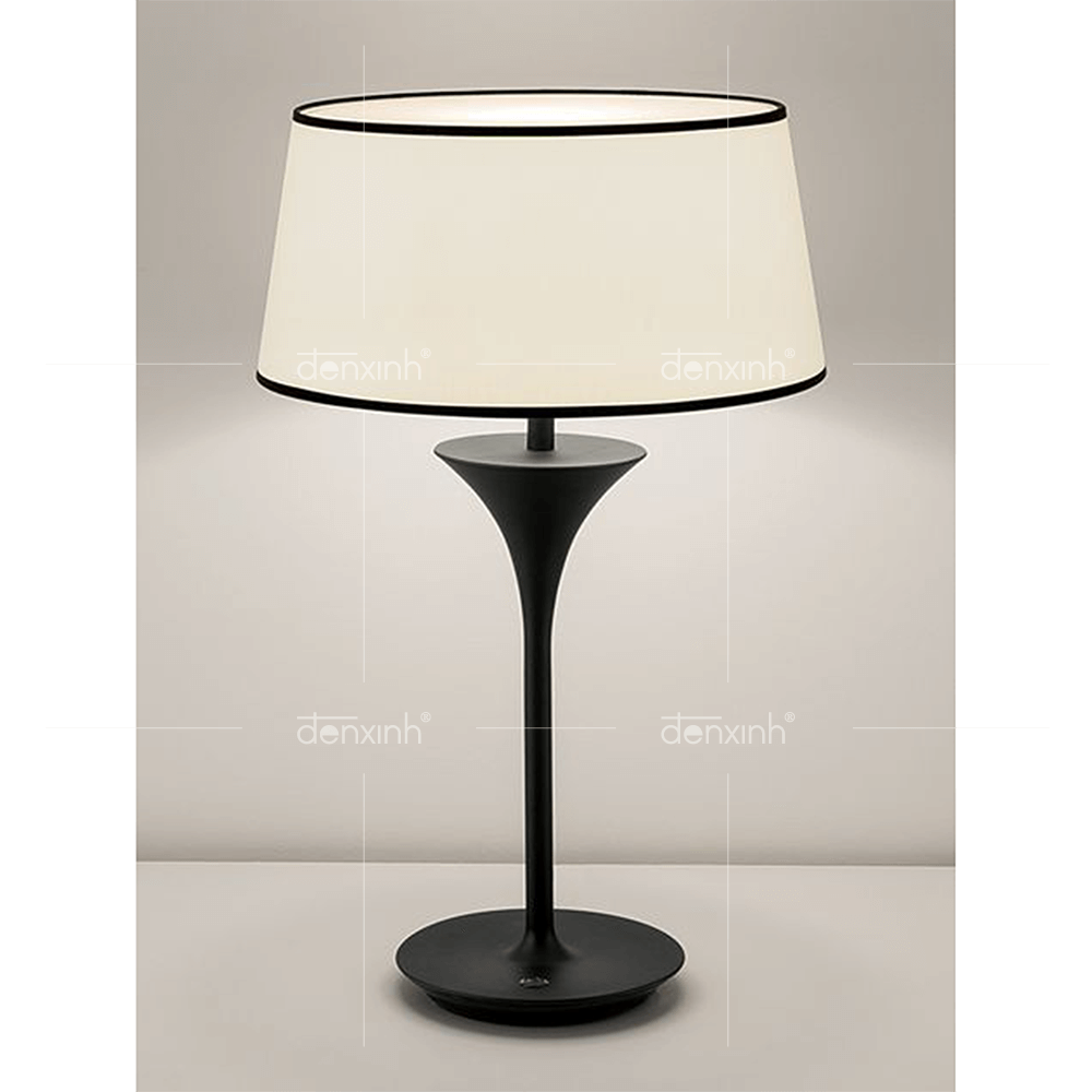 Đèn bàn fountain đế tròn